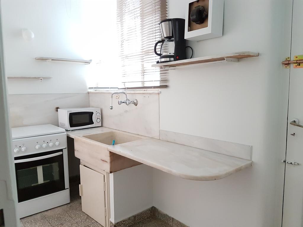 Errathens Pine Red And Taupe - Center Apartamento
